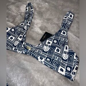 NWT SKATIE Kilauea Penny Top